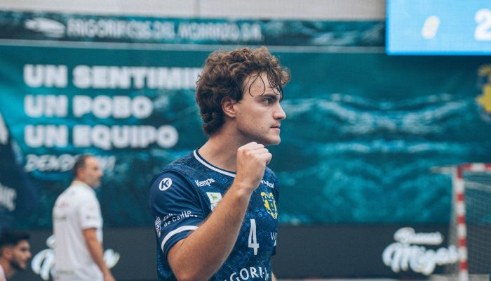 Brais González, nuevo fichaje del Balonmano Nava 1 Brais González durante un encuentro del curso pasado./ROBER PASTORIZA