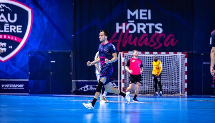 Edu Reig durante un encuentro con el Billere, club francés del que procede./BM NAVA