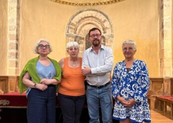 Las descendientes de los protagonistas junto a Diego Conte. / SAN QUIRCE