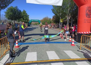 Instantánea acerca de una Carrera Pedestre celebrada en la presente temporada./DIP. SEGOVIA