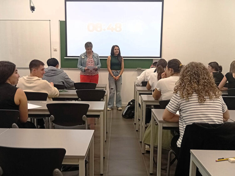 Inicio de las pruebas de la EBAU en el Campus 'María Zambrano' de Segovia. / DAVID EDUARDO CARDONA