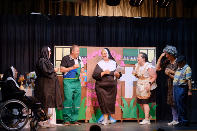 La 42 edición de la Real Muestra de Teatro Especial de Fuentepelayo sube el telón 1 Primera jornada de la 42 edición de la Real Muestra de Teatro Especial / DIEGO GÓMEZ