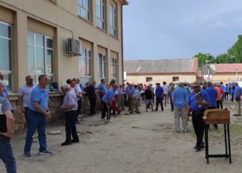 Participantes en primera jornada de juegos autóctonos del Torneo Interpueblos en Mozoncillo./DIP. SEGOVIA