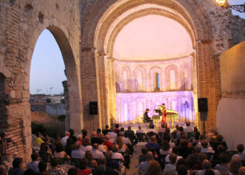 Actuación en ediciones anteriores en el ábside de la iglesia de Santiago / E.A.