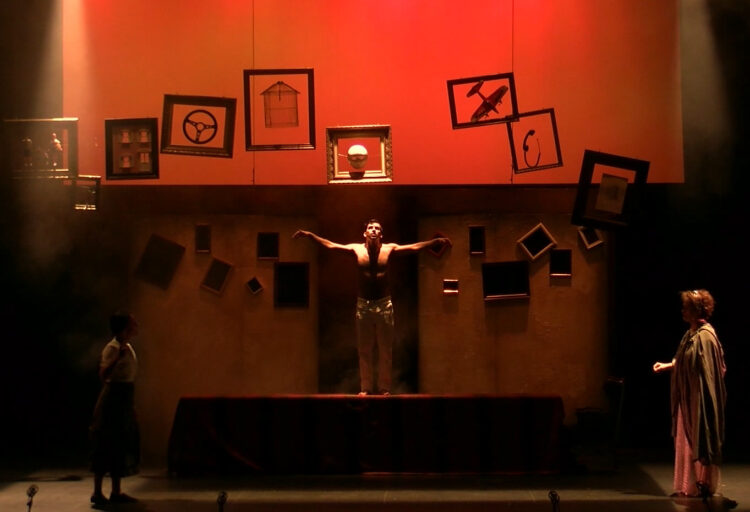 Arranca la tercera semana del XIII Certamen de Teatro Aficionado ‘Siete Llaves’ de Sepulveda 1 Representación de 'Mano a Mano' / AYTO. DE SEPÚLVEDA