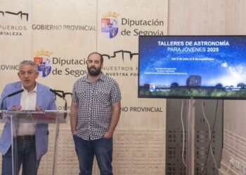 Presentación de los talleres de astronomía / DIPUTACIÓN