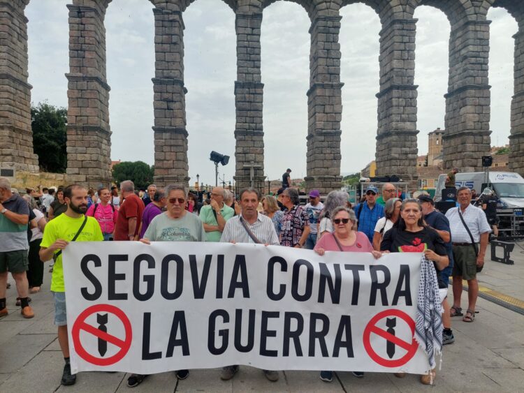 Momento de la concentración. /FORO SOCIAL SEGOVIA