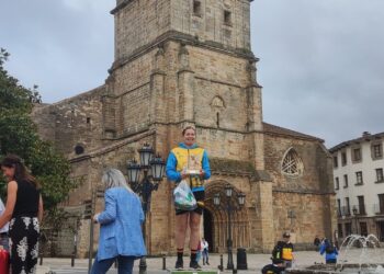 La integrante del club segoviano posa en el podio en la cita palentina./T. IMD SEGOVIA