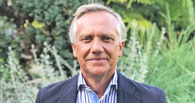 Presentación del libro de Raúl Mayoral en la Casa de la Lectura 1 web 1 e1748894049772