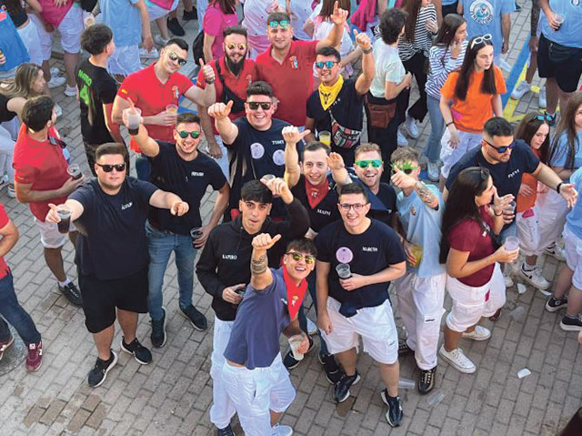 Programación de las fiestas de Navas de Oro en honor a San Antonio de Padua 1 Las actuaciones musicales son uno de los platos fuertes de estas fiestas