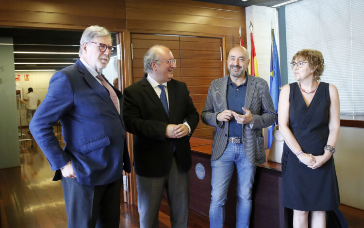 El CES reclama un fondo especial para impulsar el relevo generacional 1 Instántes de la presentación del Informe ‘Situación económica y social de Castilla y León en 2024’. / R. VALTERO / ICAL