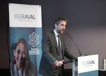 El Presidente de Iberaval durante la Junta General de Socios Extraordinaria de este jueves. / Rubén Cacho