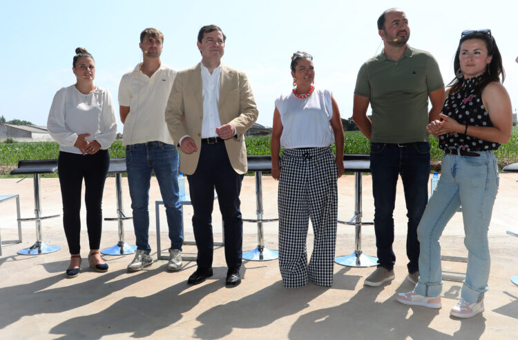 La Junta convoca 100 millones en ayudas al relevo y la modernización agraria 1 Presentación en Palencia de las nuevas subvenciones de apoyo al campo. / Brágimo