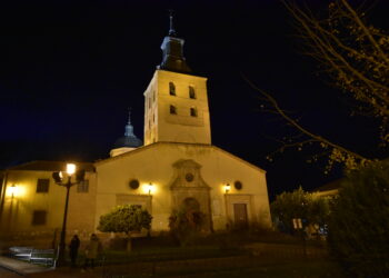Foto de archivo. Iglesia de San Juan Bautista en Carbonero el Mayor / E.A.