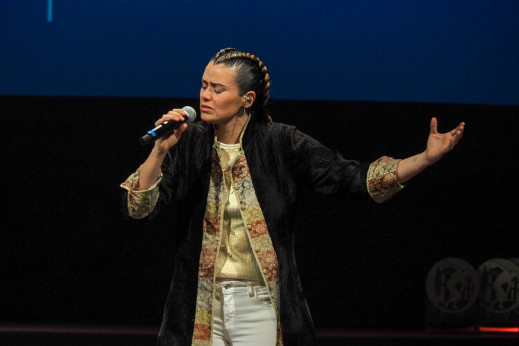 La cantante Isabel Aaiún ofrece un concierto en Cantalejo 1 Foto de archivo. Actuación de Isabel Aaiún / E.A.