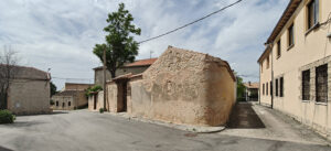 Por los alrededores del arroyo Prádena 2 Aldeacorvo cuenta con 18 habitantes en la actualidad.