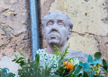 Busto de Antonio Machado. / HÉCTOR CRIADO