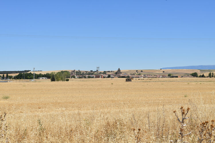 Sangarcía se encuentra en la Campiña Segoviana.