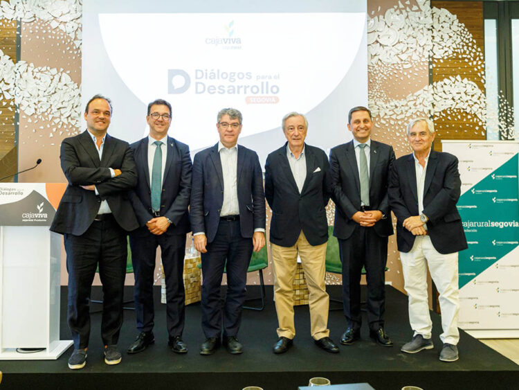 ‘Diálogos para el Desarrollo’, de la Fundación Caja Rural en Segovia. / FCR