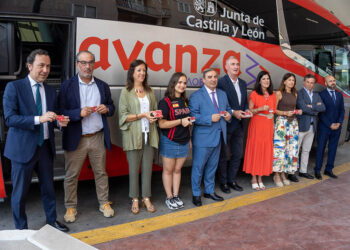 Inicio de la gratuidad en el transporte para menores de 15 años. / Héctor Criado