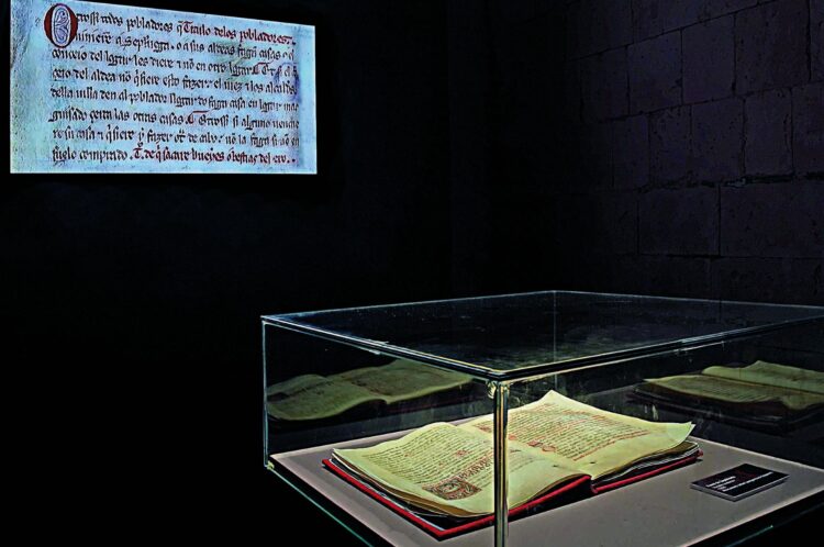 El el Museo de los Fueros se encuentra el Fuero Extenso, original de 1305.