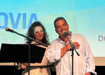 El artista y artesano Martín López reconocido en Folk Segovia, durante la inauguración.