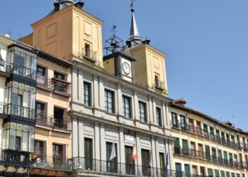Fachada del Ayuntamiento de Segovia. / ROCÍO PARDOS