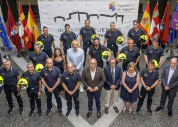 Toma de posesión de los cabos del SPEIS en la Diputación Provincial de Segovia. / KAMARERO