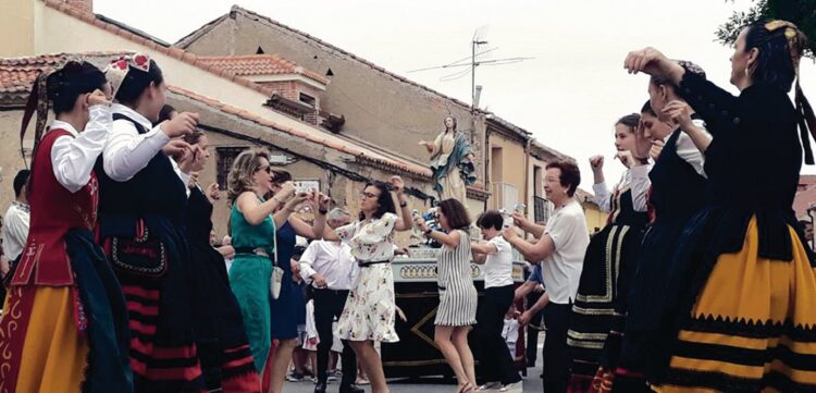 Tradición, devoción y diversión van de la mano en las fiestas de Valseca en honor a la Virgen de La Asunción./E.A.