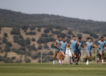 Los jugadores del equipo rojiblanco durante un entrenamiento en Los Ángeles de San Rafael./ATLÉTICO DE MADRID