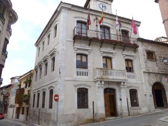 Ayuntamiento de Cuéllar en una imagen de archivo./E.A