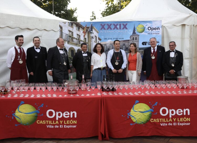 Javier Figueredo, nombrado Sumiller de Honor 2025 1 Nombramiento de Sumiller de Honor 2025 / OPEN CASTILLA Y LEÓN VILLA DE EL ESPINAR