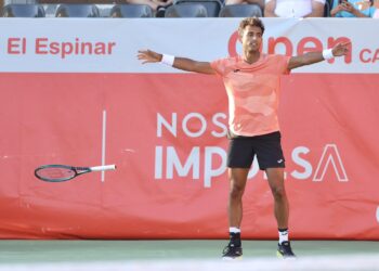Nicolás Álvarez durante un partido durante el torneo./OPEN-EL ESPINAR