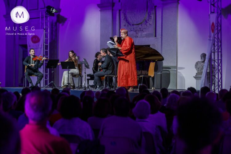 El espectáculo ‘Las mil y una noches’ en el Alcázar. / MUSEG