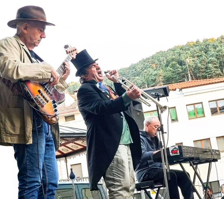 tuco-y-los-definitivos-01