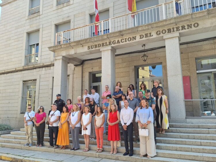 Segovia ya suma quince minutos de silencio por violencia machista en este año 1 Última concentración el pasado 1 de agosto en repulsa por un nuevo crimen machista./ SUBDELEGACIÓN
