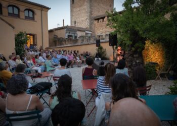 Actuación de Cerreduela dentro del Jardín de los Sentidos./ E.A.