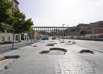 Estado actual de la avenida Padre Claret. / HÉCTOR CRIADO