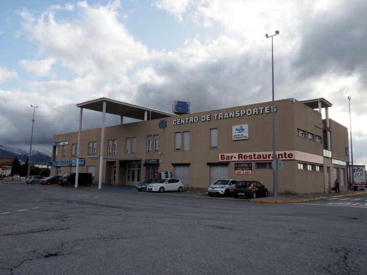 Asetra denuncia asaltos a una decena de camiones estacionados en el Centro de Transportes de Segovia 1 Facha del Centro de Transportes de Segovia./ E.A.