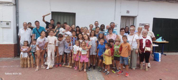 Participantes en el festival de juegos tradicionales./ L.MATARRANZ
