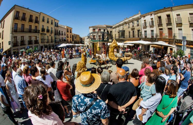La XXVIII Feria de Teatro de Castilla y León concluye con 30.000 espectadores 1 Una de las actuaciones celebradas en Ciudad Rodrigo./ ICAL