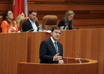 Comparecencia del Presidente de la Junta en las Cortes. / Rubén Cacho