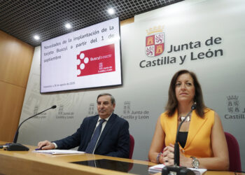 Presentación de las novedades en la implantación de la tarjeta Buscyl. / Rubén Cacho