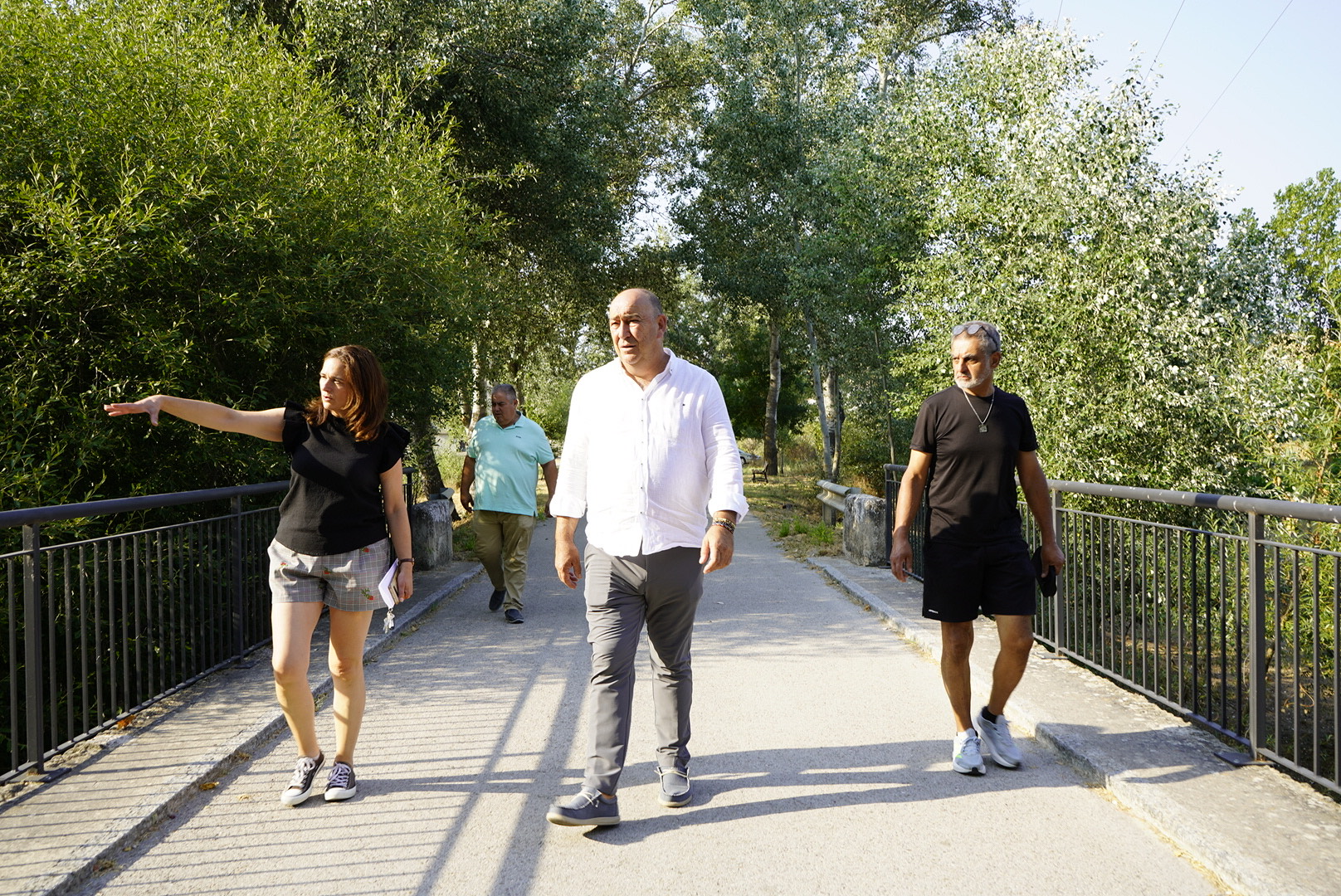 De Vicente visita seis pueblos para conocer los avances de los trabajos financiados por la Diputación 5 Cobos de Fuentidueña / DIPUTACIÓN