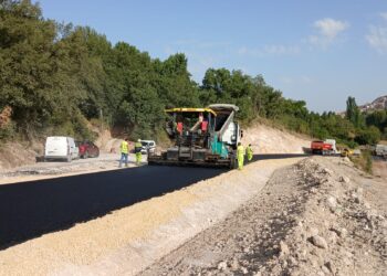 Ejecución de las obras en la carretera / DIPUTACIÓN DE SEGOVIA