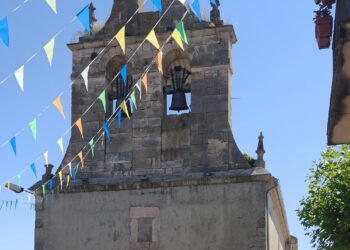 Campanario de la iglesia de San Miguel Arcángel en Aldeosancho.