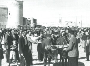 Feria de ganado de octubre publicada en 1955 en el diario “Arriba”.