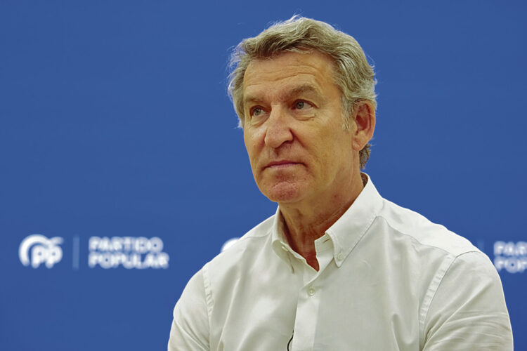 “España atraviesa la etapa más grave en 46 años de democracia" 1 Alberto Núñez Feijóo.