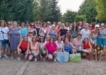 Concurso de bolos organizado por la Asociacion de Amas de Casa 'La Inmaculada' / LOURDES MATARRANZ