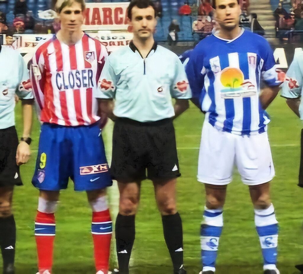 La primera prueba de Iñaki Bea 2 Fernando Torres e Iñaki Bea en el partido entre Atlético y Lorca de 2005.